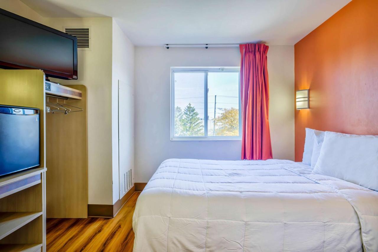 Motel 6-Burlington, On - Toronto West - Oakville Eksteriør billede